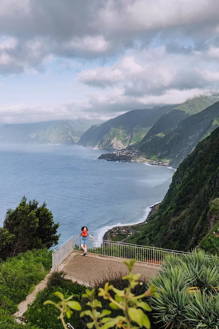 Things to do in Madeira - Miradouro da Eira da Achada - Coastline