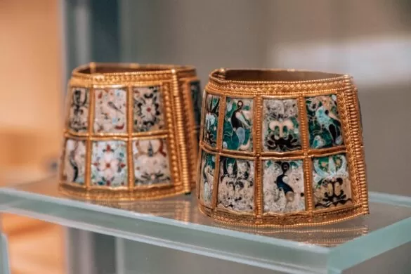 Things to do in Thessaloniki - Museum of Byzantine Culture - Gold braclets