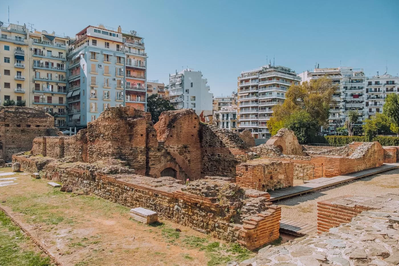 Things to do in Thessaloniki - Octagon of the Galerian Complex