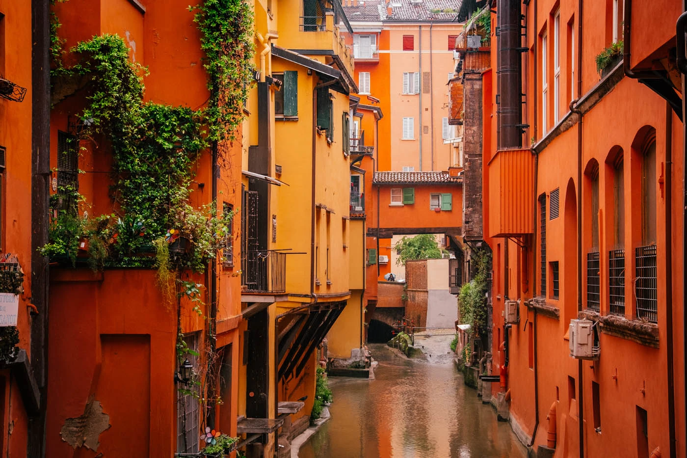 What to Do in Bologna in a Day - Little Venice