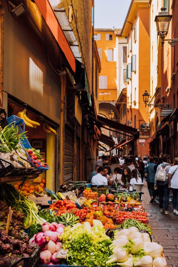 Where to Stay in Bologna - Quadrilatero - Market on Via Pescherie Vecchie