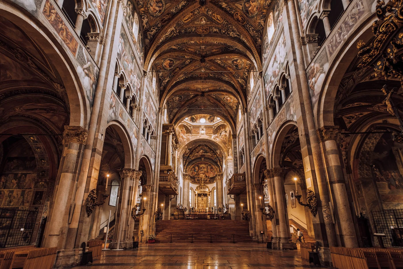 BEST Things to do in Parma Italy - Duomo di Parma - Cathderal nave